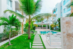 Luxurious condo steps from the beach, G2, Los Cora
